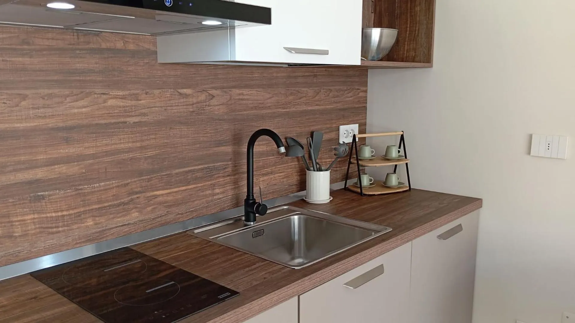 Cconforthotels Mimi Apartment Bari Italien