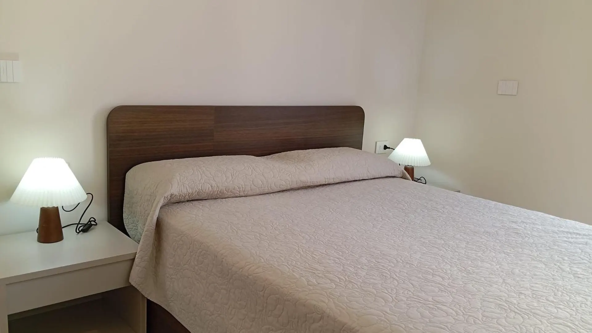 Cconforthotels Mimi Apartment 바리