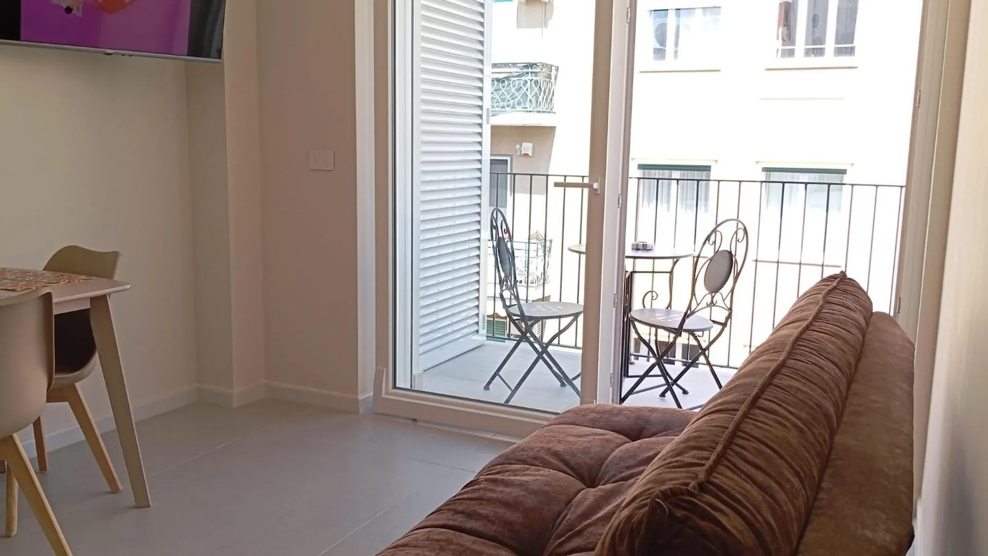 Cconforthotels Mimi Apartment Bari Italien