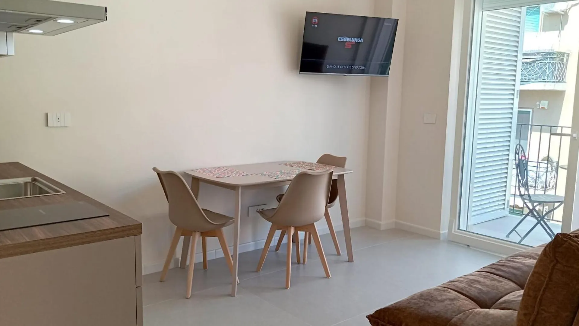Cconforthotels Mimi Apartment Bari 0*,
