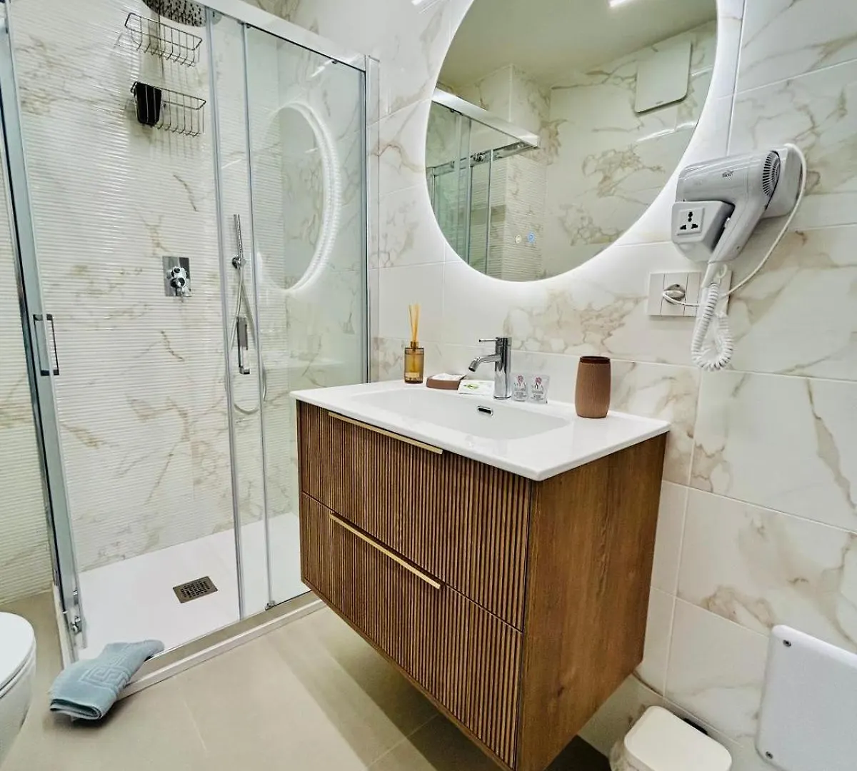 Cconforthotels Mimi Apartment Bari